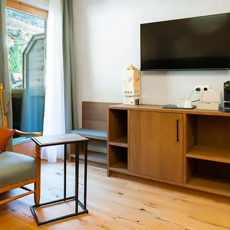 فندق Greti - Alpine Boutique Mit Alpentherme Eintritt, Reichhaltigem Fruehstueck, Sauna