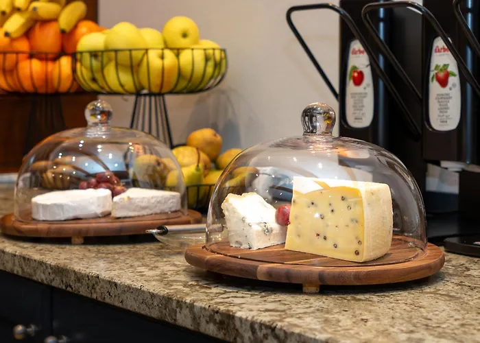 Greti - Dahoam, Nur Feiner - Alpine Boutique Mit Alpentherme Eintritt, Reichhaltigem Fruehstueck, Sauna Отель Бад Хофгаштайн