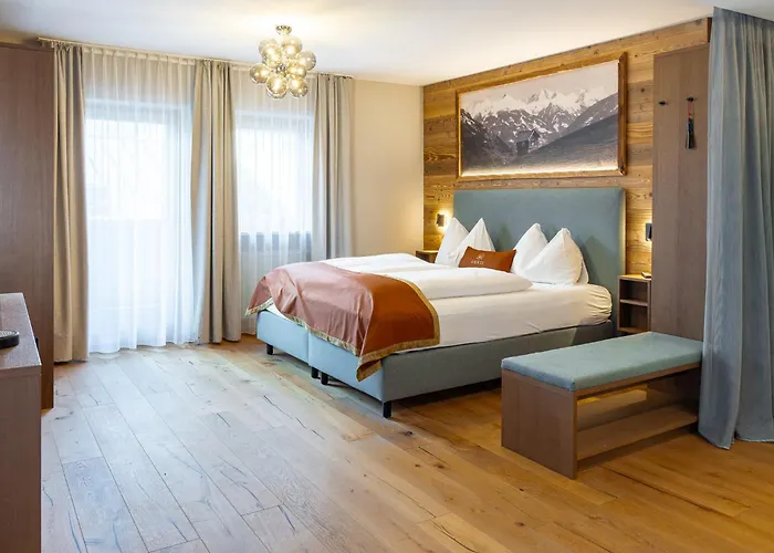 Отель Greti - Dahoam, Nur Feiner - Alpine Boutique Mit Alpentherme Eintritt, Reichhaltigem Fruehstueck, Sauna *