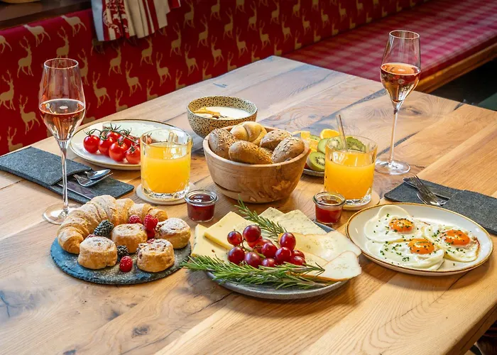 Отель Greti - Dahoam, Nur Feiner - Alpine Boutique Mit Alpentherme Eintritt, Reichhaltigem Fruehstueck, Sauna *