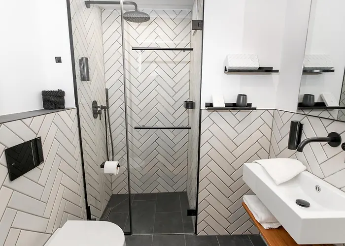 Greti - Dahoam, Nur Feiner - Alpine Boutique Mit Alpentherme Eintritt, Reichhaltigem Fruehstueck, Sauna Отель