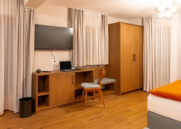 Greti - Dahoam, Nur Feiner - Alpine Boutique Mit Alpentherme Eintritt, Reichhaltigem Fruehstueck, Sauna *