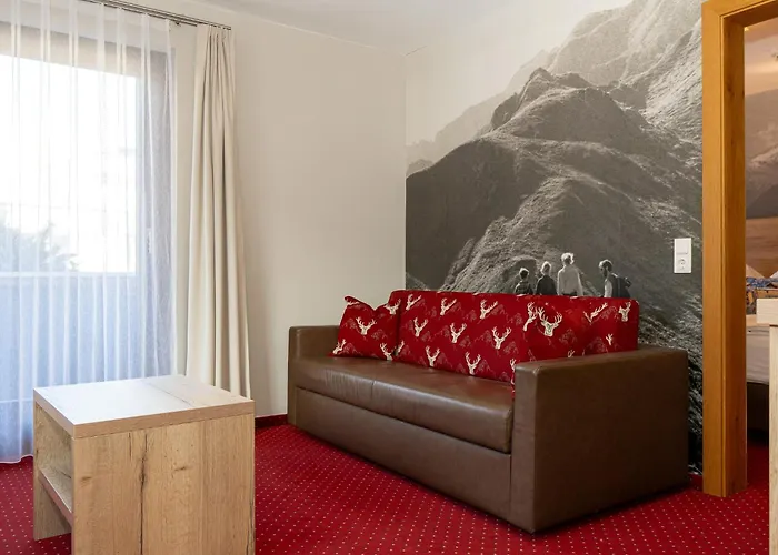 Greti - Dahoam, Nur Feiner - Alpine Boutique Mit Alpentherme Eintritt, Reichhaltigem Fruehstueck, Sauna Отель Бад Хофгаштайн