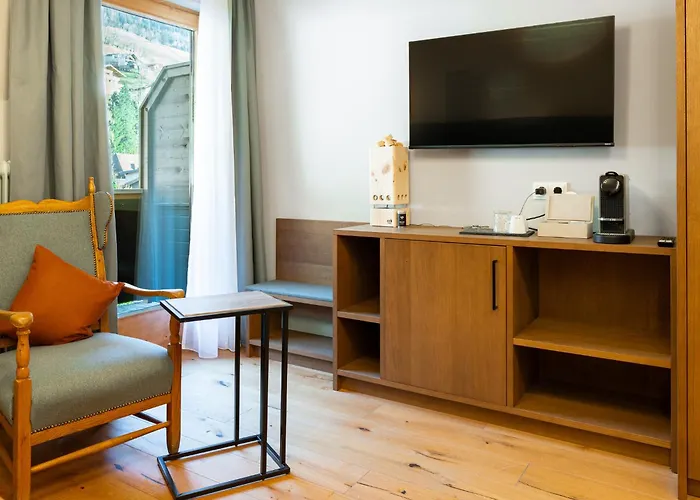 Hotel Greti - Dahoam, Nur Feiner - Alpine Boutique Mit Alpentherme Eintritt, Reichhaltigem Fruehstueck, Sauna